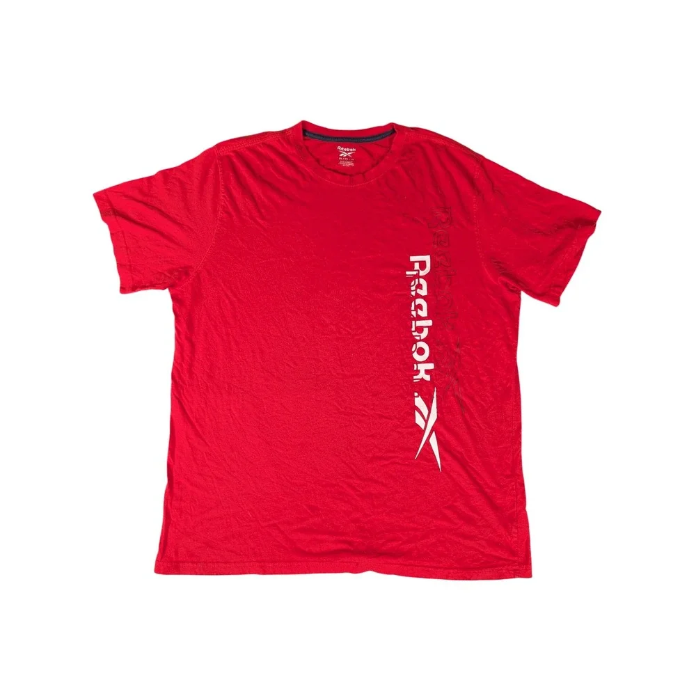 Reebok Mens XL Red Graphic T-Shirt Short Sleeve Vertical Logo‎ Crew Neck Tee